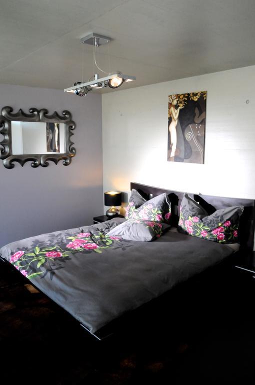 Morat Gaste Zimmer Room photo