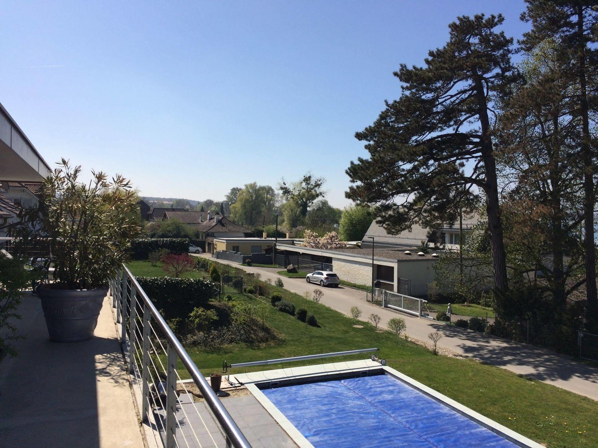 Morat Gaste Zimmer Exterior photo